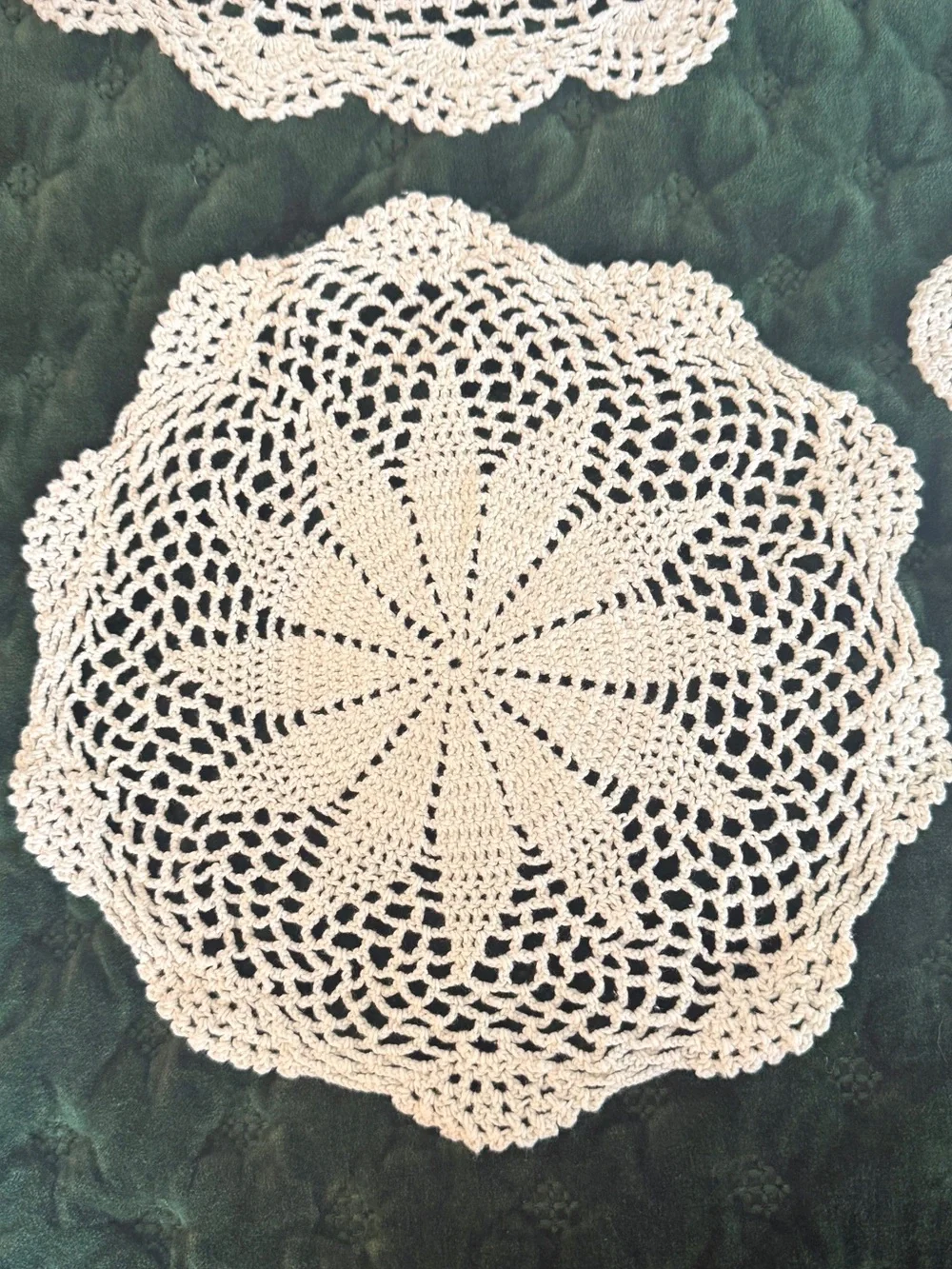 4 Pc Cotton Crochet Doily Set Ecru Floral Round & Rectangle Doilies
